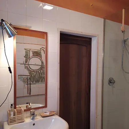 לינה וארוחת בוקר Il Bogno ליירנה