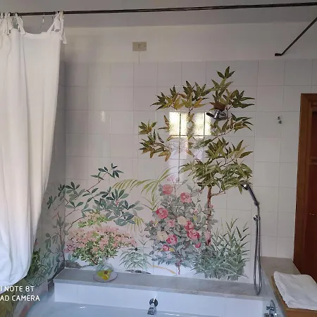 לינה וארוחת בוקר Il Bogno